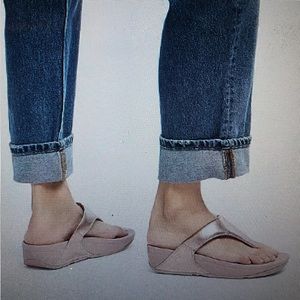 Fitflop LULU Leather Toe-Post Sandals size 10